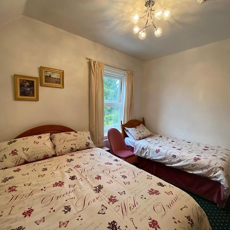 Masslink Guest House Horley Esterno foto
