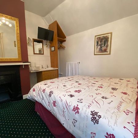 Masslink Guest House Horley Esterno foto